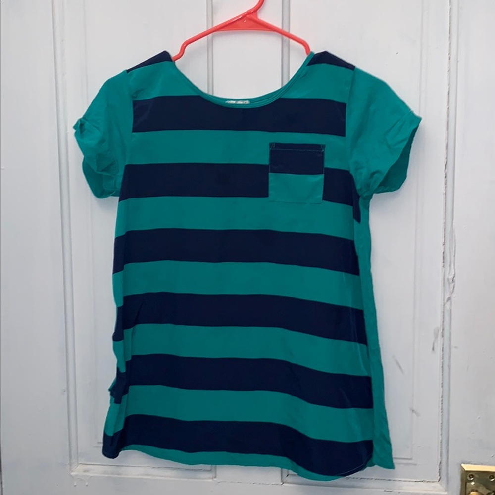 Textured and striped short sleeve tee